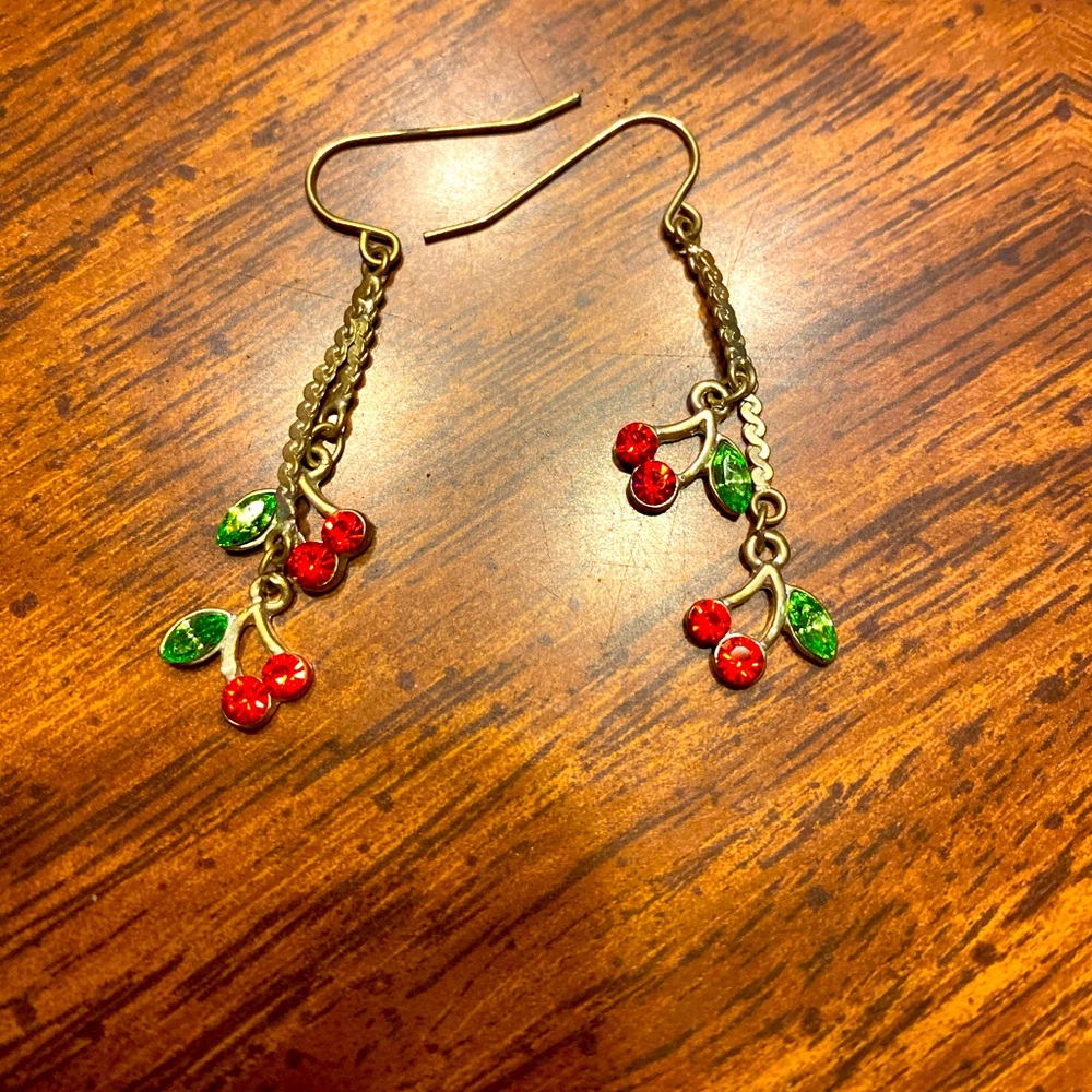 Mini cherry earrings